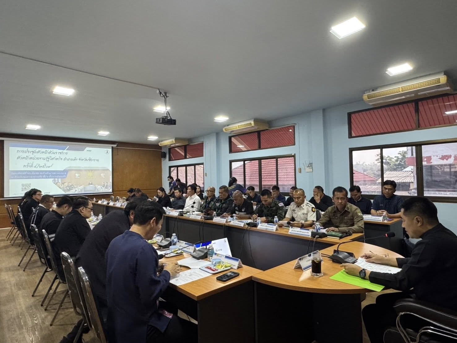 พช.เทิง ร่วมประชุมหัวหน้าส่วนราชการ หัวหน้าหน่วยงานรัฐวิสาหกิจ ครั้งที่ 4/2569 ณ ห้องประชุมพระธาตุจอมจ้อ ชั้น 2 ที่ว่าการอำเภอเทิง  จังหวัดเชียงราย